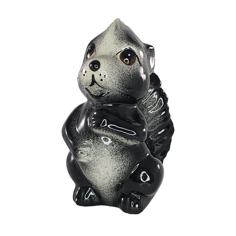 Vintage Ceramic Skunk Figurine Black White Woodland Creature *CHIPS*